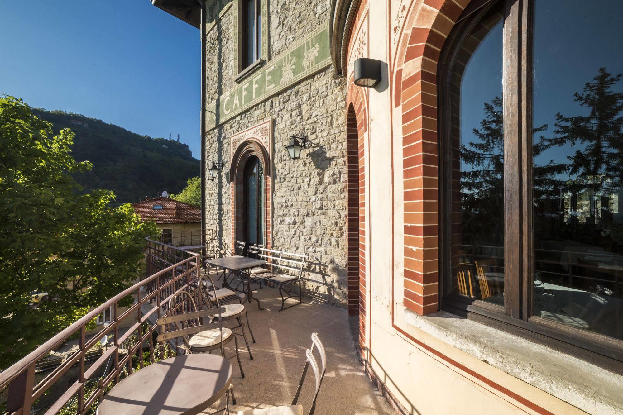 Al Borducan Romantic Hotel - Adults Only Varese Exterior foto